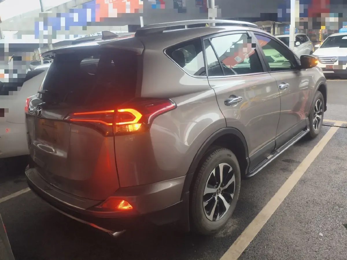 2016 Toyota RAV4 2.0L 151HP L4 CVT,autocango,china used car exporter,china ev exporter,chinese used car exporter,chinese used ev exporter