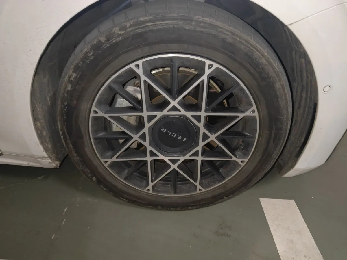 2024 Zeekr 009 BEV 108KWH,autocango,china used car exporter,china ev exporter,chinese used car exporter,chinese used ev exporter