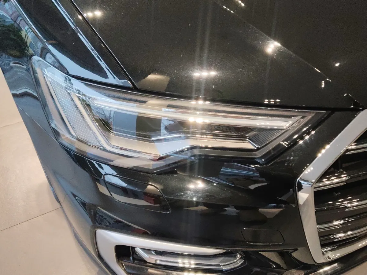 2023 Audi A6L 2.0T 190HP L4 7DCT,autocango,china used car exporter,china ev exporter,chinese used car exporter,chinese used ev exporter