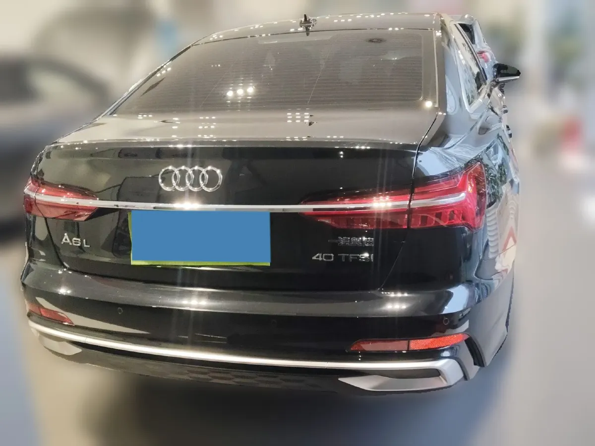 2023 Audi A6L 2.0T 190HP L4 7DCT,autocango,china used car exporter,china ev exporter,chinese used car exporter,chinese used ev exporter