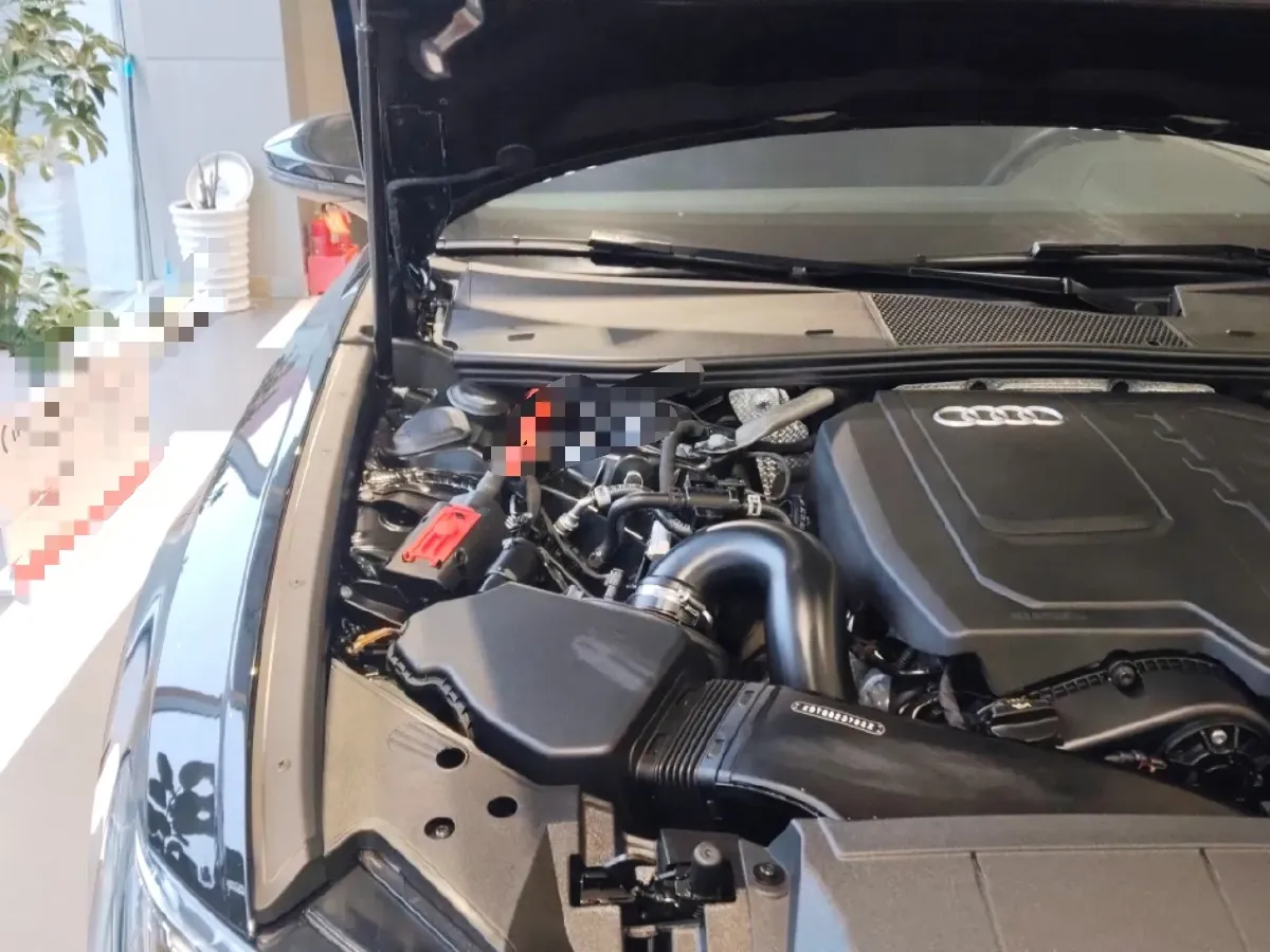 2023 Audi A6L 2.0T 190HP L4 7DCT,autocango,china used car exporter,china ev exporter,chinese used car exporter,chinese used ev exporter