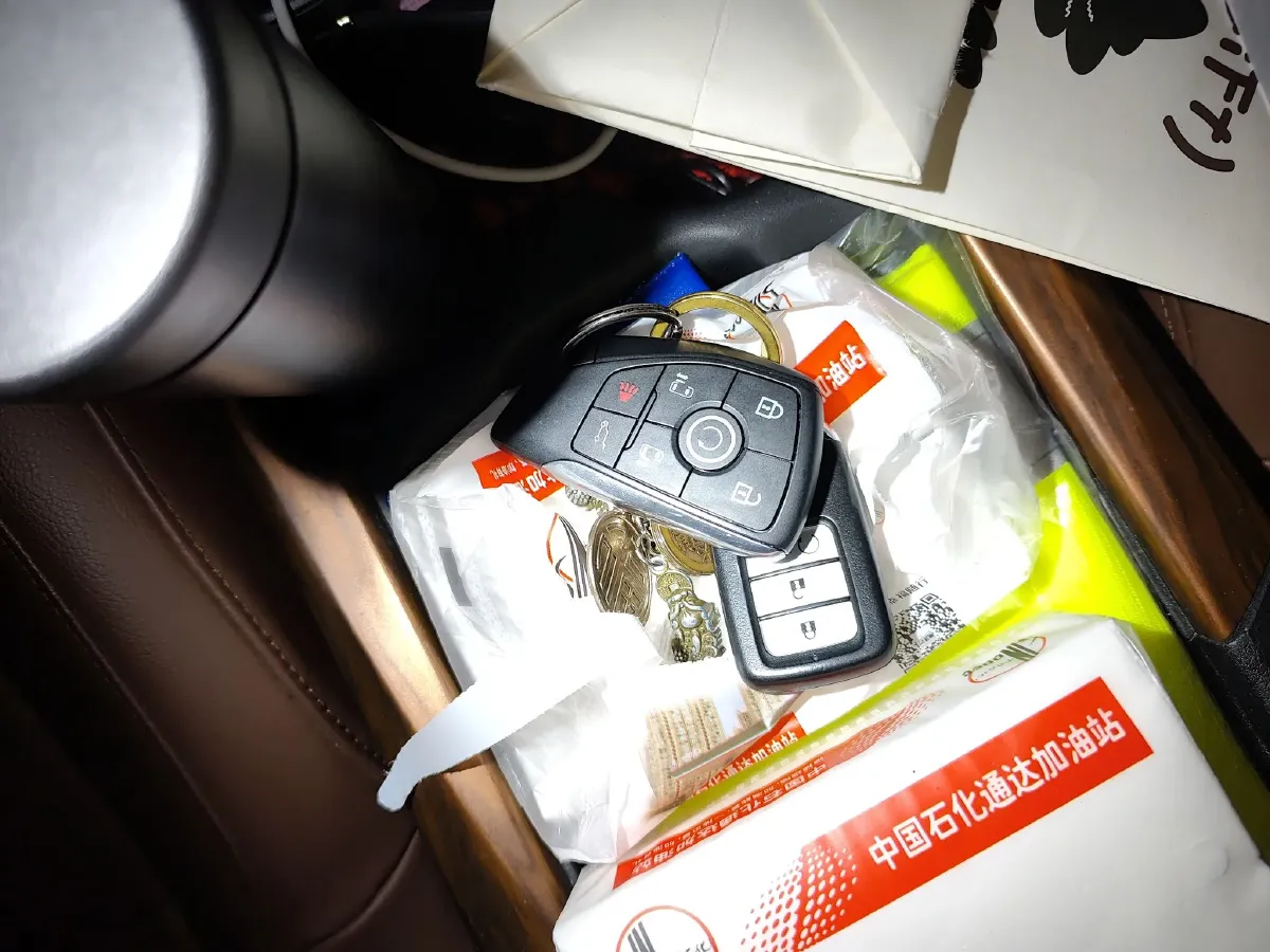 2019 Honda CR-V 2.0L 146HP L4 E-CVT Hybrid,autocango,china used car exporter,china ev exporter,chinese used car exporter,chinese used ev exporter