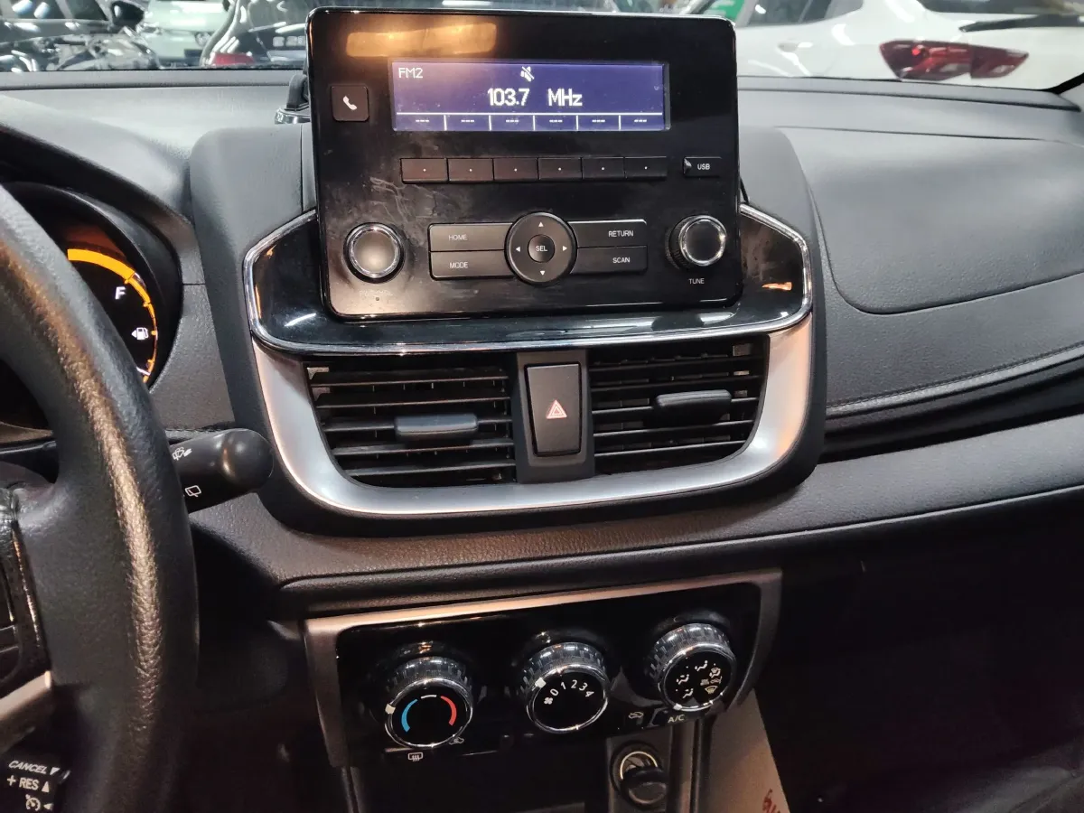 2022 Toyota Yaris L 1.5L 112HP L4 CVT,autocango,china used car exporter,china ev exporter,chinese used car exporter,chinese used ev exporter