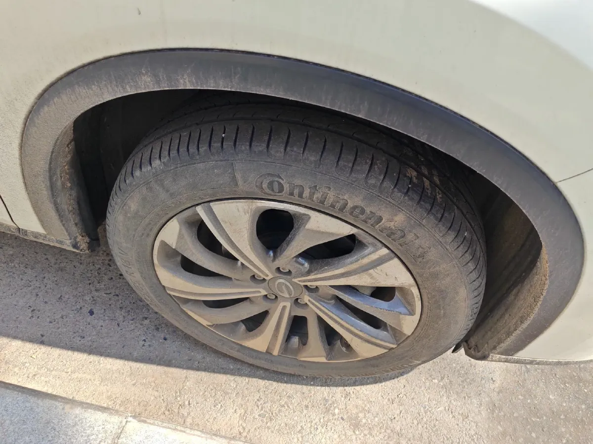 2020 GAC Trumpchi GS4 1.5T 169HP L4 6MT,autocango,china used car exporter,china ev exporter,chinese used car exporter,chinese used ev exporter