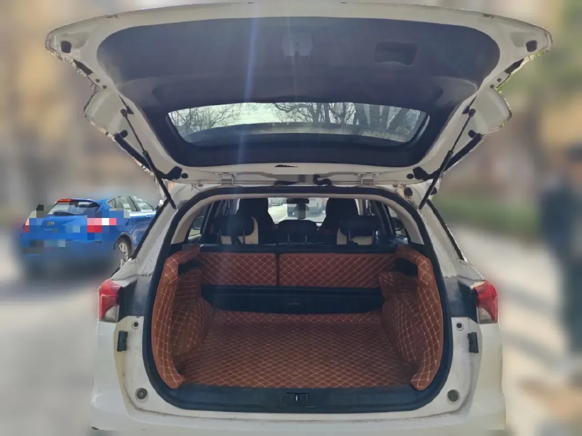 2020 GAC Trumpchi GS4 1.5T 169HP L4 6MT,autocango,china used car exporter,china ev exporter,chinese used car exporter,chinese used ev exporter