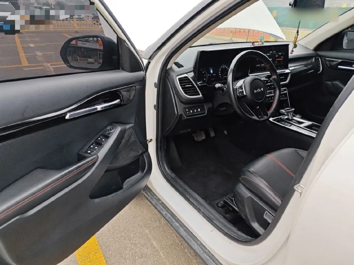 2021 Chevrolet Trax 1.3T 165HP L3 CVT,autocango,china used car exporter,china ev exporter,chinese used car exporter,chinese used ev exporter