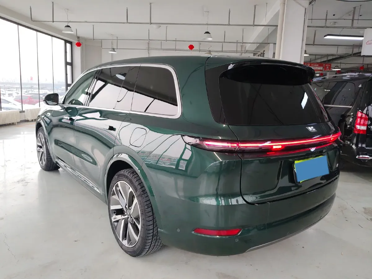 2024 Li L9 Range Extended 154HP REEV 52.3KWH,autocango,china used car exporter,china ev exporter,chinese used car exporter,chinese used ev exporter
