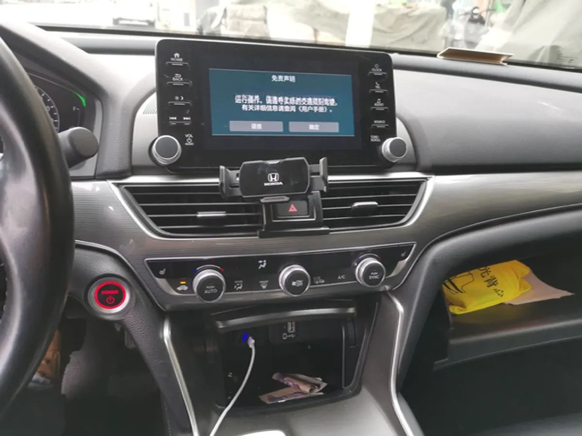 2018 Kia Sorento 2.0T 185HP L4 6AT,autocango,china used car exporter,china ev exporter,chinese used car exporter,chinese used ev exporter