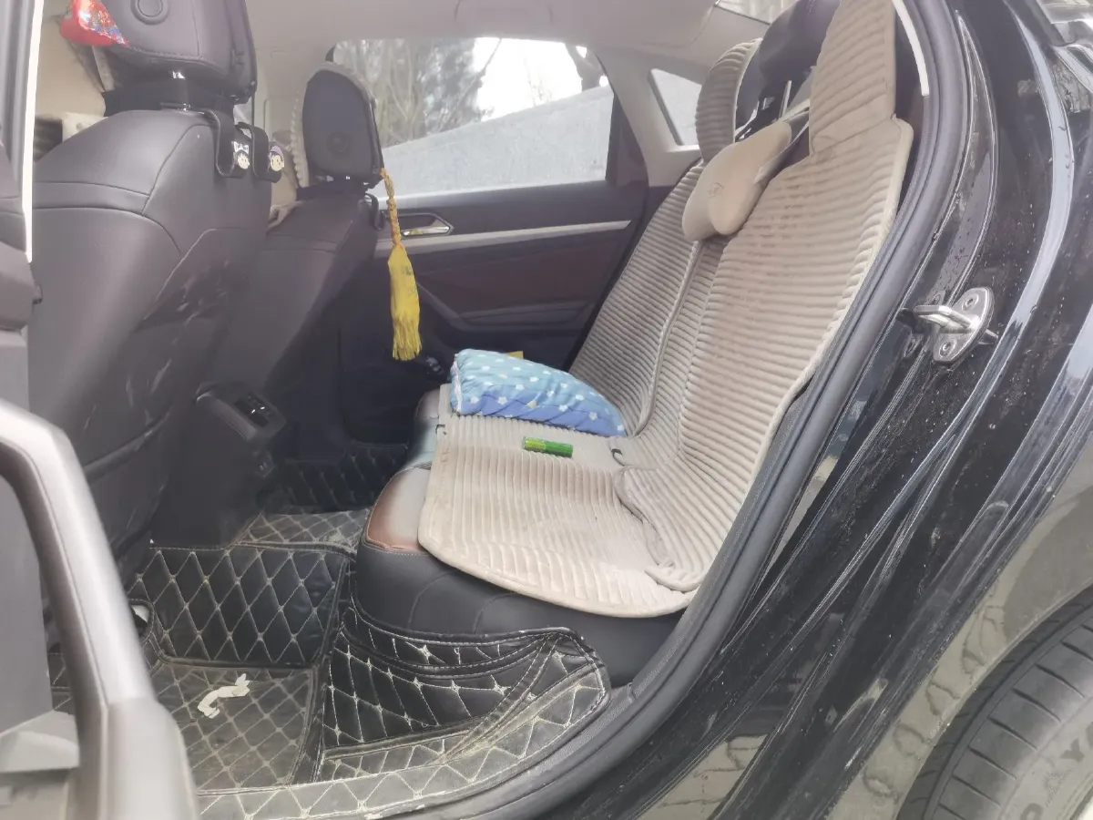 2019 Haval H7 2.0T 227HP L4 7DCT,autocango,china used car exporter,china ev exporter,chinese used car exporter,chinese used ev exporter