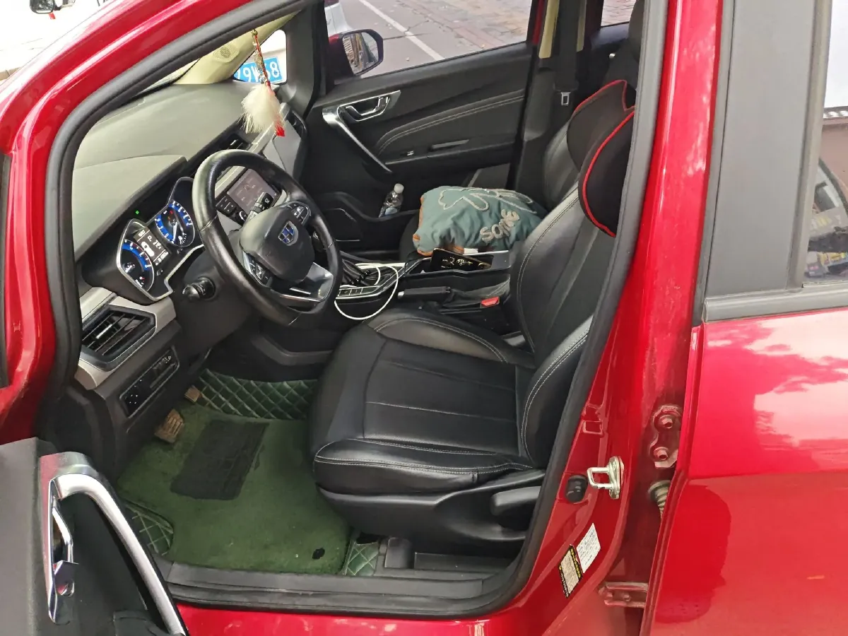 2019 Geely Vision X3 1.5L 109HP L4 CVT,autocango,china used car exporter,china ev exporter,chinese used car exporter,chinese used ev exporter