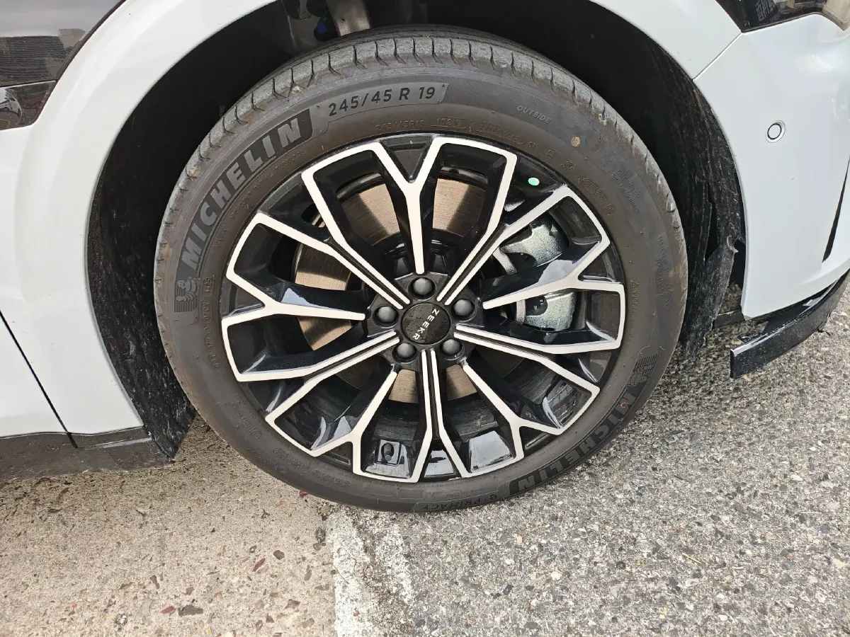 2025 Zeekr 007GT BEV 75KWH,autocango,china used car exporter,china ev exporter,chinese used car exporter,chinese used ev exporter