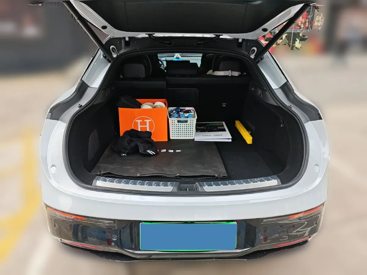 2025 Zeekr 007GT BEV 75KWH,autocango,china used car exporter,china ev exporter,chinese used car exporter,chinese used ev exporter