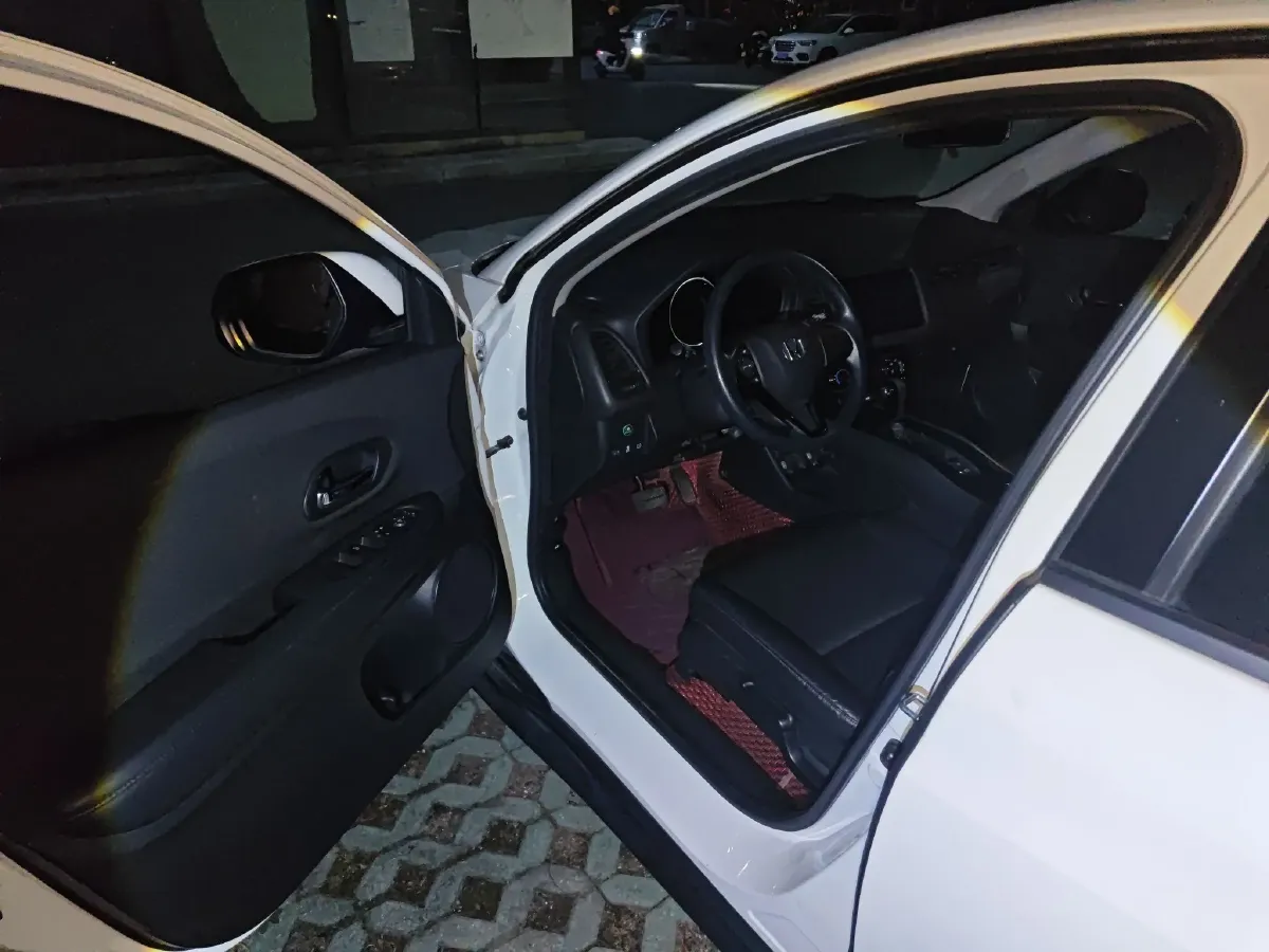 2019 Honda Vezel 1.5L 131HP L4 CVT,autocango,china used car exporter,china ev exporter,chinese used car exporter,chinese used ev exporter