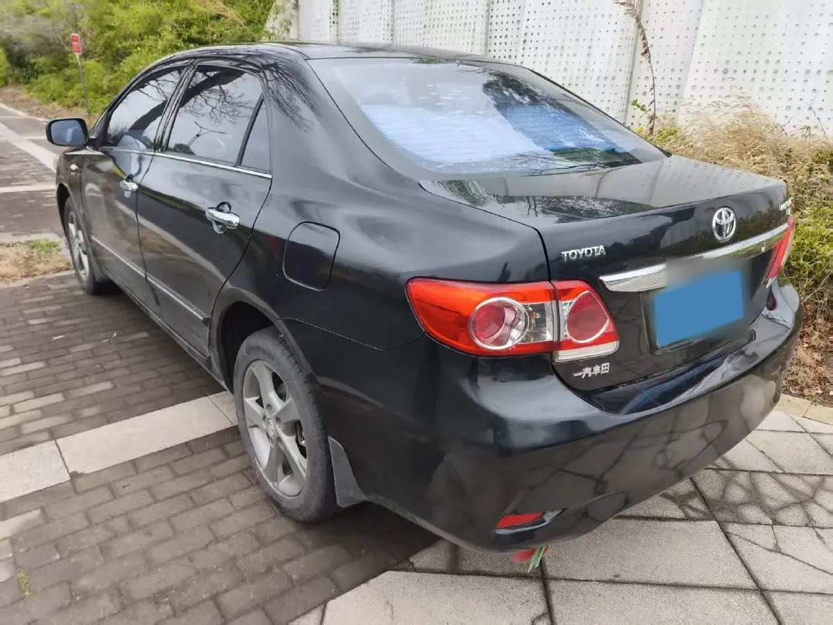 2013 Toyota Corolla 1.8L 140HP L4 CVT,autocango,china used car exporter,china ev exporter,chinese used car exporter,chinese used ev exporter