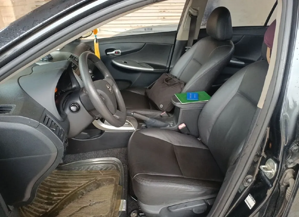 2013 Toyota Corolla 1.8L 140HP L4 CVT,autocango,china used car exporter,china ev exporter,chinese used car exporter,chinese used ev exporter