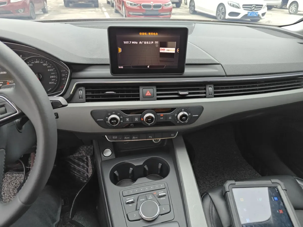 2018 Audi A4L 2.0T 190HP L4 7DCT,autocango,china used car exporter,china ev exporter,chinese used car exporter,chinese used ev exporter