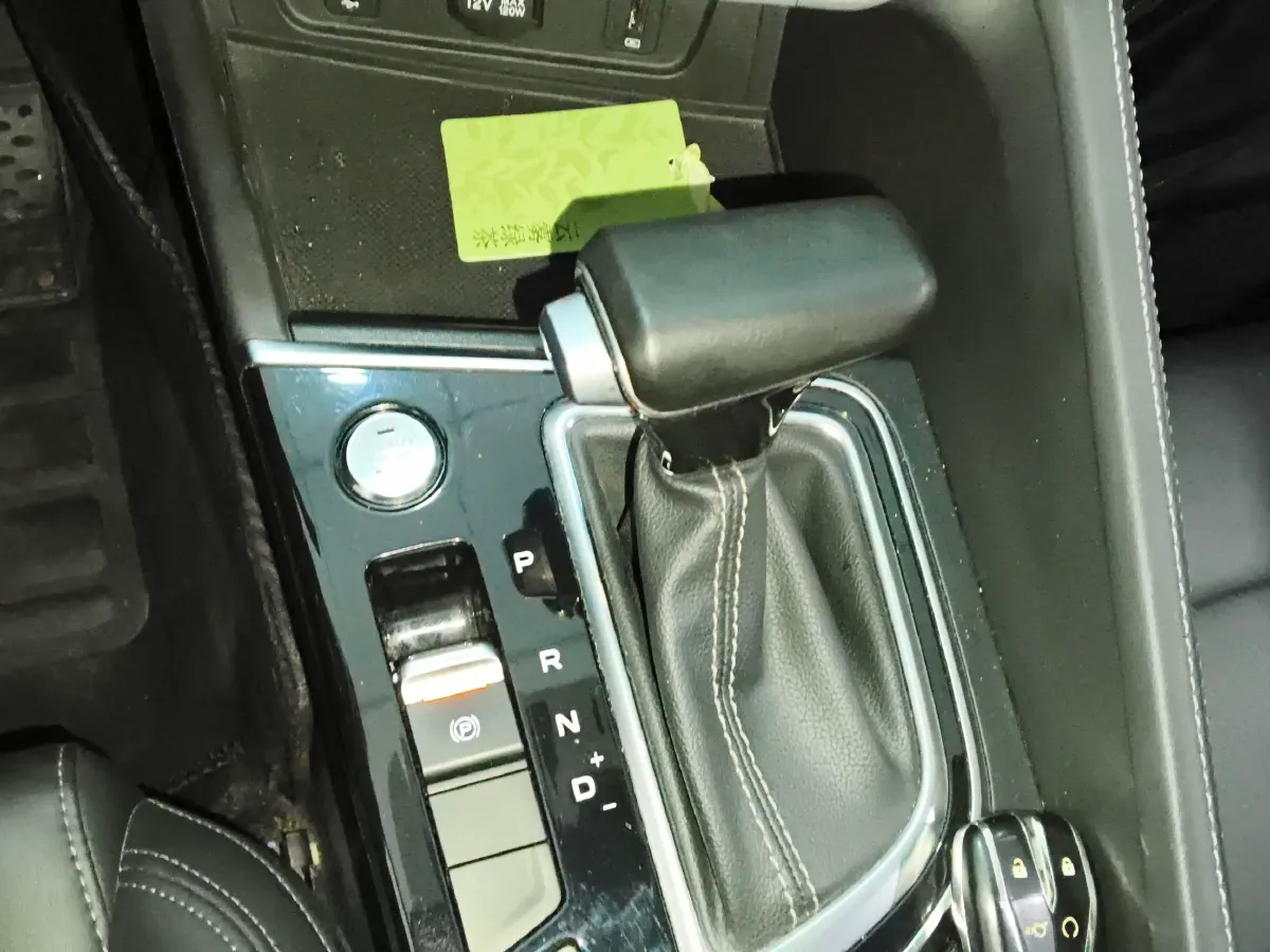 2020 Jetour X70M 1.5T 156HP L4 6DCT,autocango,china used car exporter,china ev exporter,chinese used car exporter,chinese used ev exporter