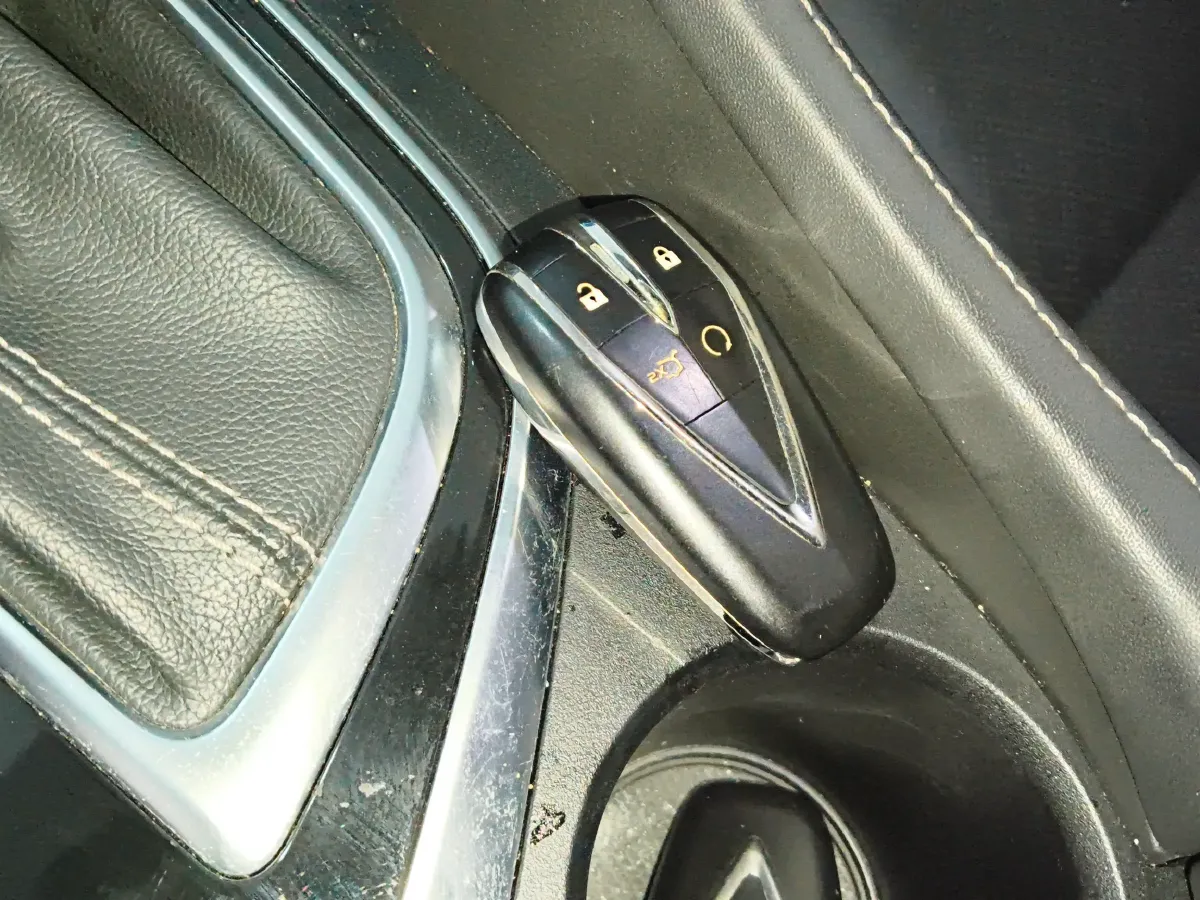 2020 Jetour X70M 1.5T 156HP L4 6DCT,autocango,china used car exporter,china ev exporter,chinese used car exporter,chinese used ev exporter