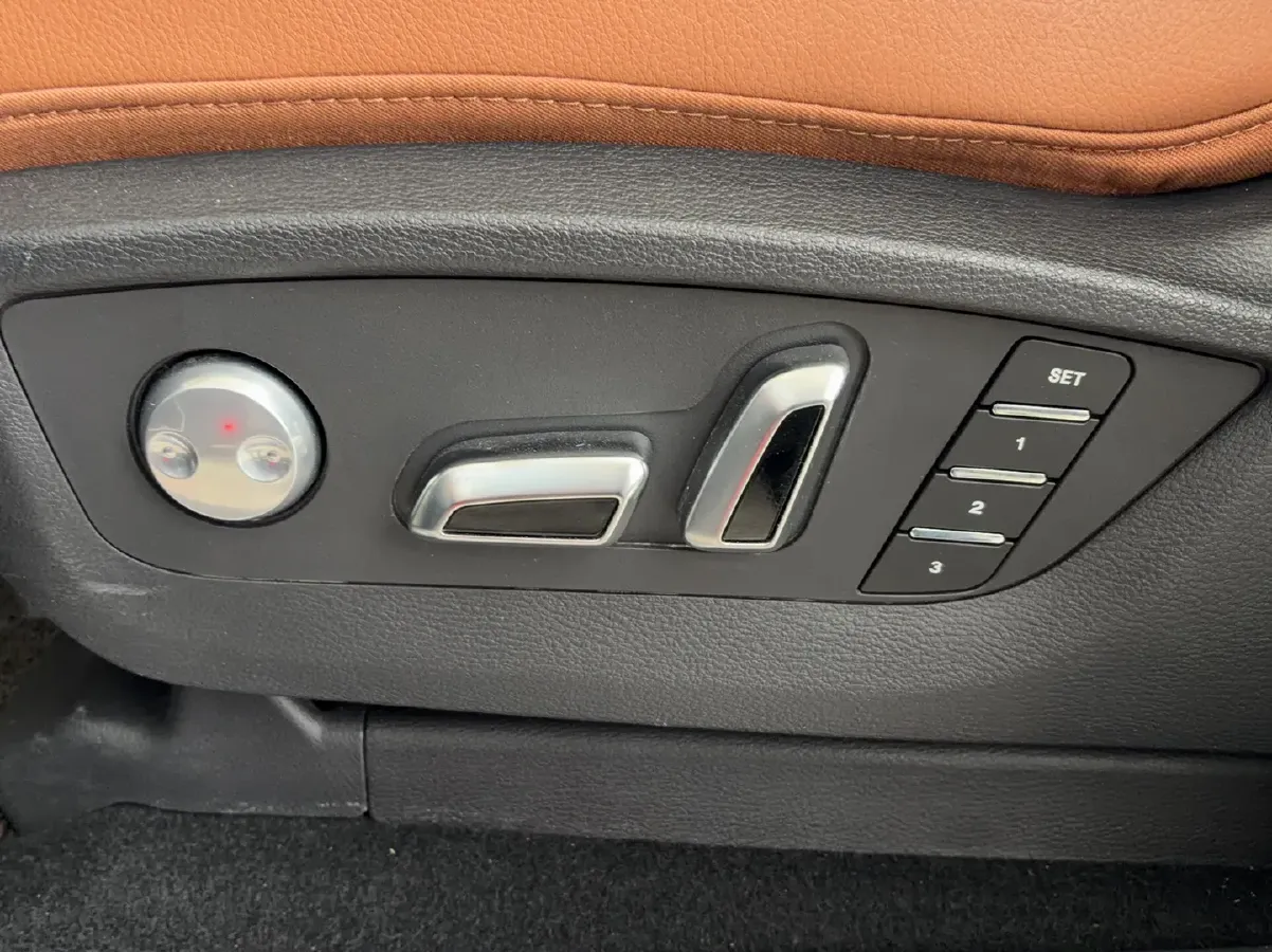 2015 Haval H9 2.0T 218HP L4 6AT,autocango,china used car exporter,china ev exporter,chinese used car exporter,chinese used ev exporter