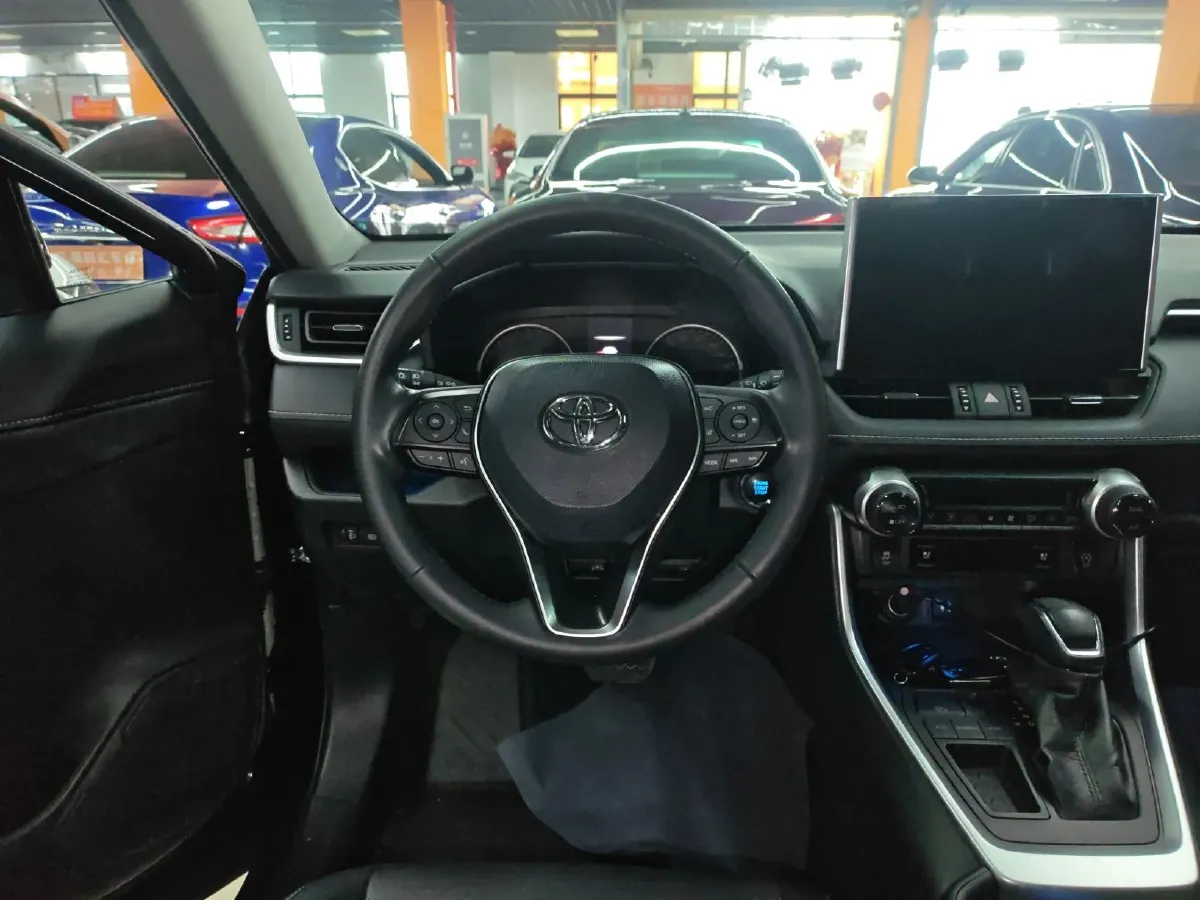 2020 Toyota Wildlander 2.0L 171HP L4 CVT,autocango,china used car exporter,china ev exporter,chinese used car exporter,chinese used ev exporter