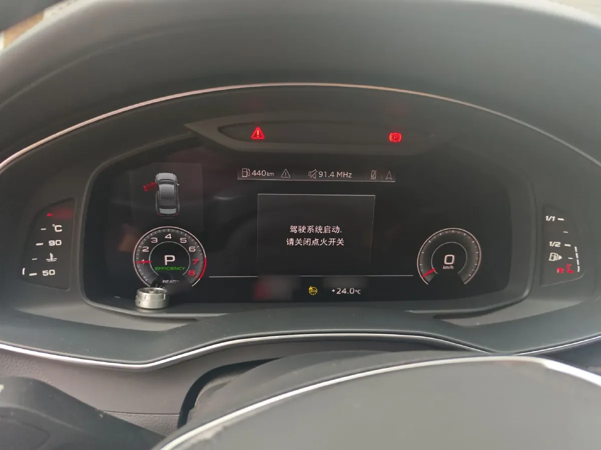 2023 Audi A6L 2.0T 245HP L4 7DCT,autocango,china used car exporter,china ev exporter,chinese used car exporter,chinese used ev exporter