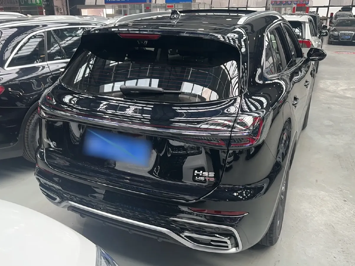 2026 HongQi HS5 2.0T 252HP L4 8AT,autocango,china used car exporter,china ev exporter,chinese used car exporter,chinese used ev exporter