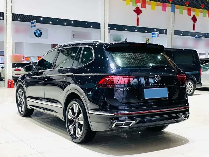 2022 Volkswagen Tiguan L 2.0T 186HP L4 7DCT,autocango,china used car exporter,china ev exporter,chinese used car exporter,chinese used ev exporter