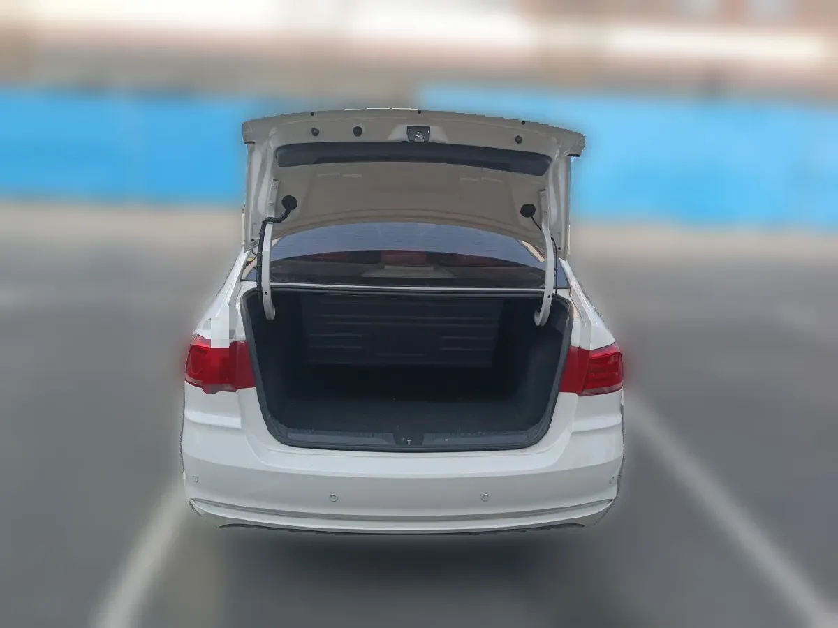 2019 Volkswagen Santana 1.5L 112HP L4 6AT,autocango,china used car exporter,china ev exporter,chinese used car exporter,chinese used ev exporter