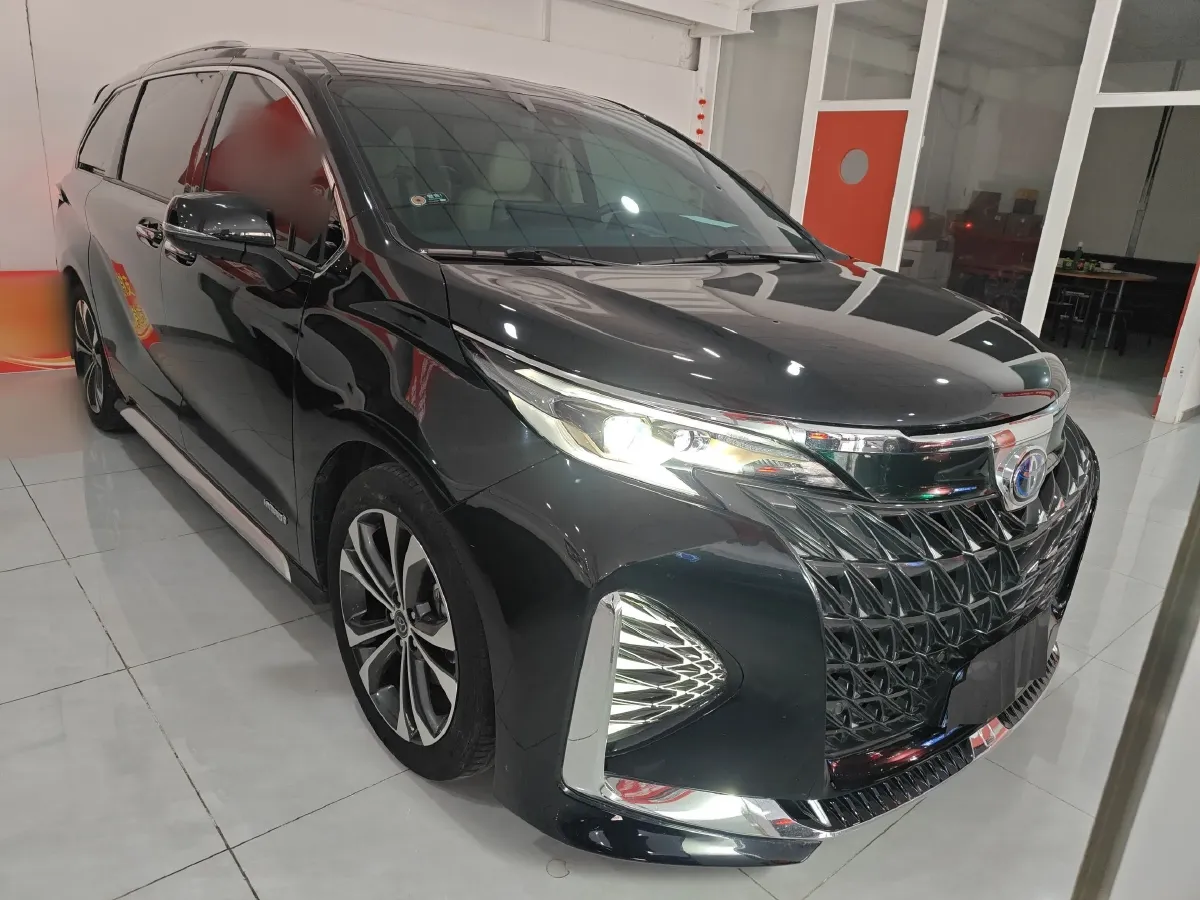 2023 Toyota Granvia 2.5L 189HP L4 E-CVT Hybrid,autocango,china used car exporter,china ev exporter,chinese used car exporter,chinese used ev exporter
