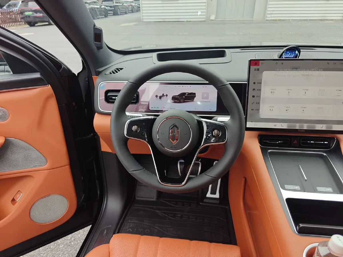 2026 AITO AITO M7 REEV 160HP REEV,autocango,china used car exporter,china ev exporter,chinese used car exporter,chinese used ev exporter