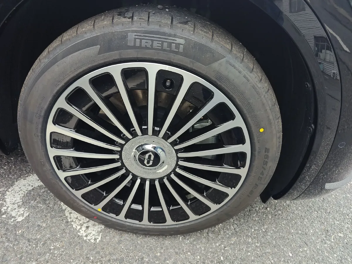 2026 AITO AITO M7 REEV 160HP REEV,autocango,china used car exporter,china ev exporter,chinese used car exporter,chinese used ev exporter