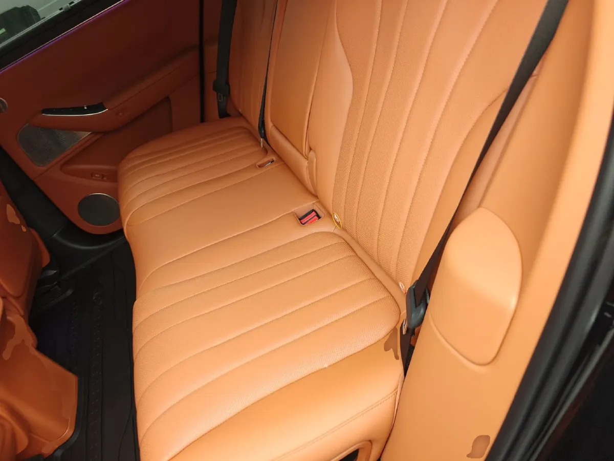 2026 AITO AITO M7 REEV 160HP REEV,autocango,china used car exporter,china ev exporter,chinese used car exporter,chinese used ev exporter