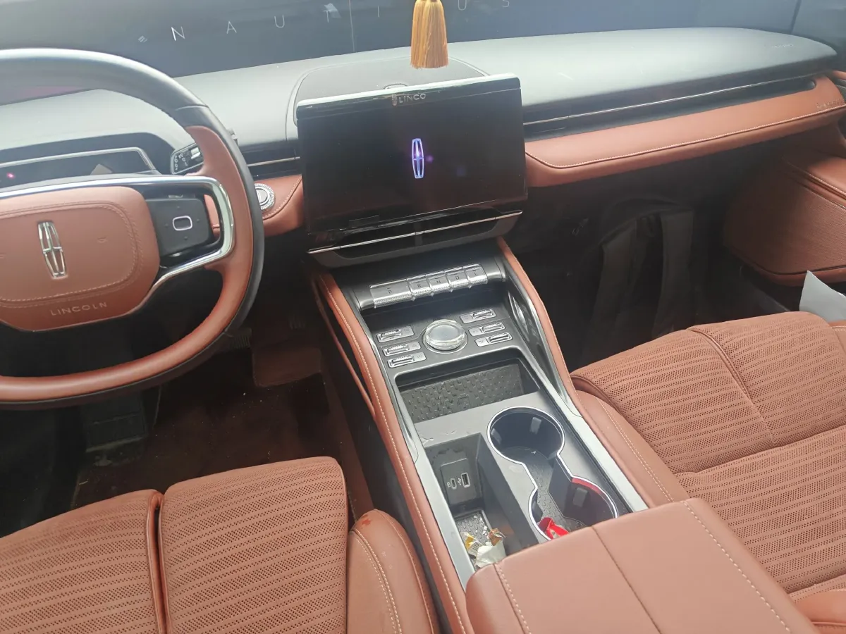 2023 BMW iX3 BEV 80KWH,autocango,china used car exporter,china ev exporter,chinese used car exporter,chinese used ev exporter