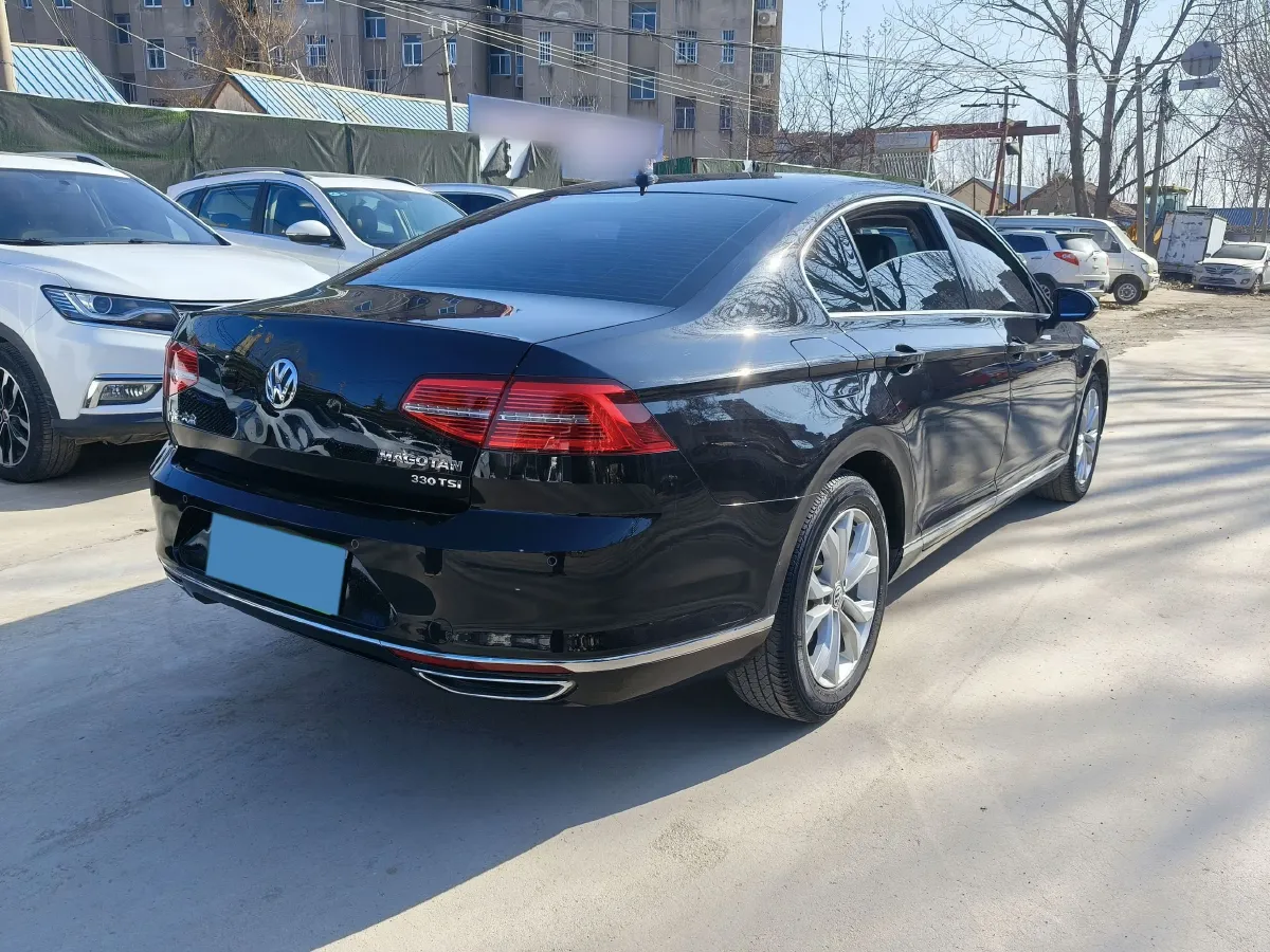 2019 Volkswagen Magotan 2.0T 186HP L4 7DCT,autocango,china used car exporter,china ev exporter,chinese used car exporter,chinese used ev exporter