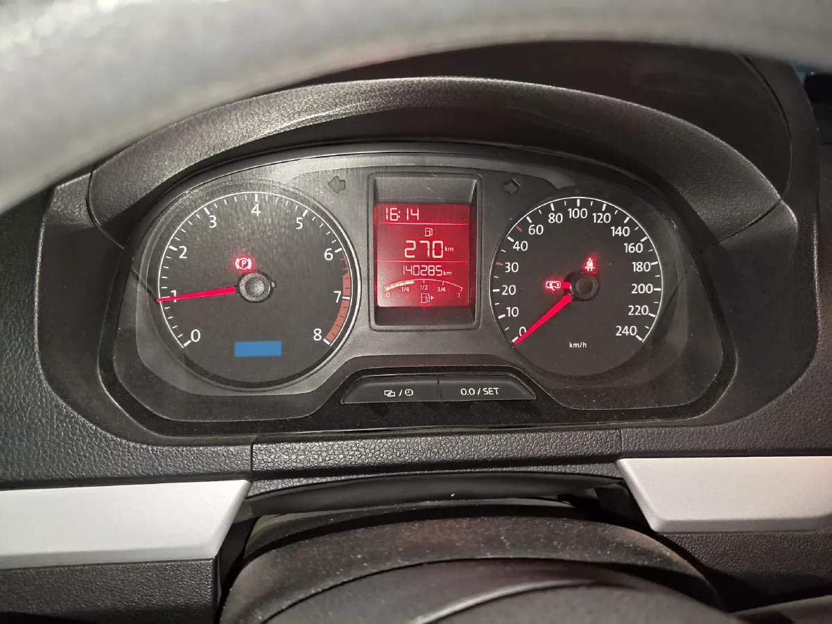 2015 Ford Classic Transit 2.4L 125HP L4 5MT,autocango,china used car exporter,china ev exporter,chinese used car exporter,chinese used ev exporter