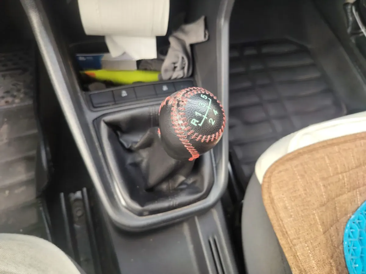 2019 Volkswagen Santana 1.5L 112HP L4 5MT,autocango,china used car exporter,china ev exporter,chinese used car exporter,chinese used ev exporter