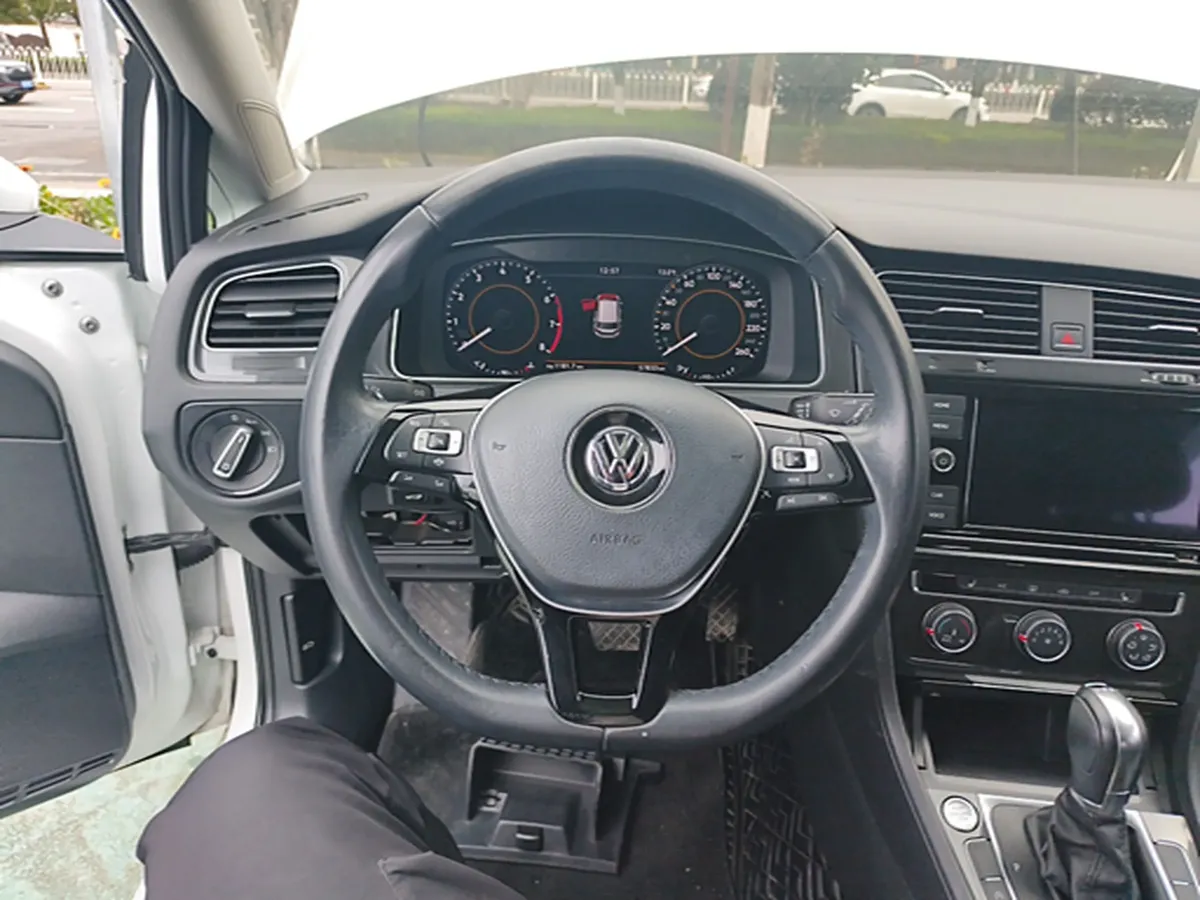 2019 Volkswagen Golf 1.4T 150HP L4 7DCT,autocango,china used car exporter,china ev exporter,chinese used car exporter,chinese used ev exporter