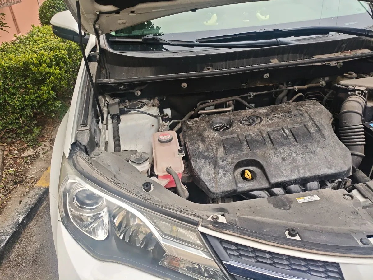 2015 Toyota RAV4 2.0L 147HP L4 CVT,autocango,china used car exporter,china ev exporter,chinese used car exporter,chinese used ev exporter