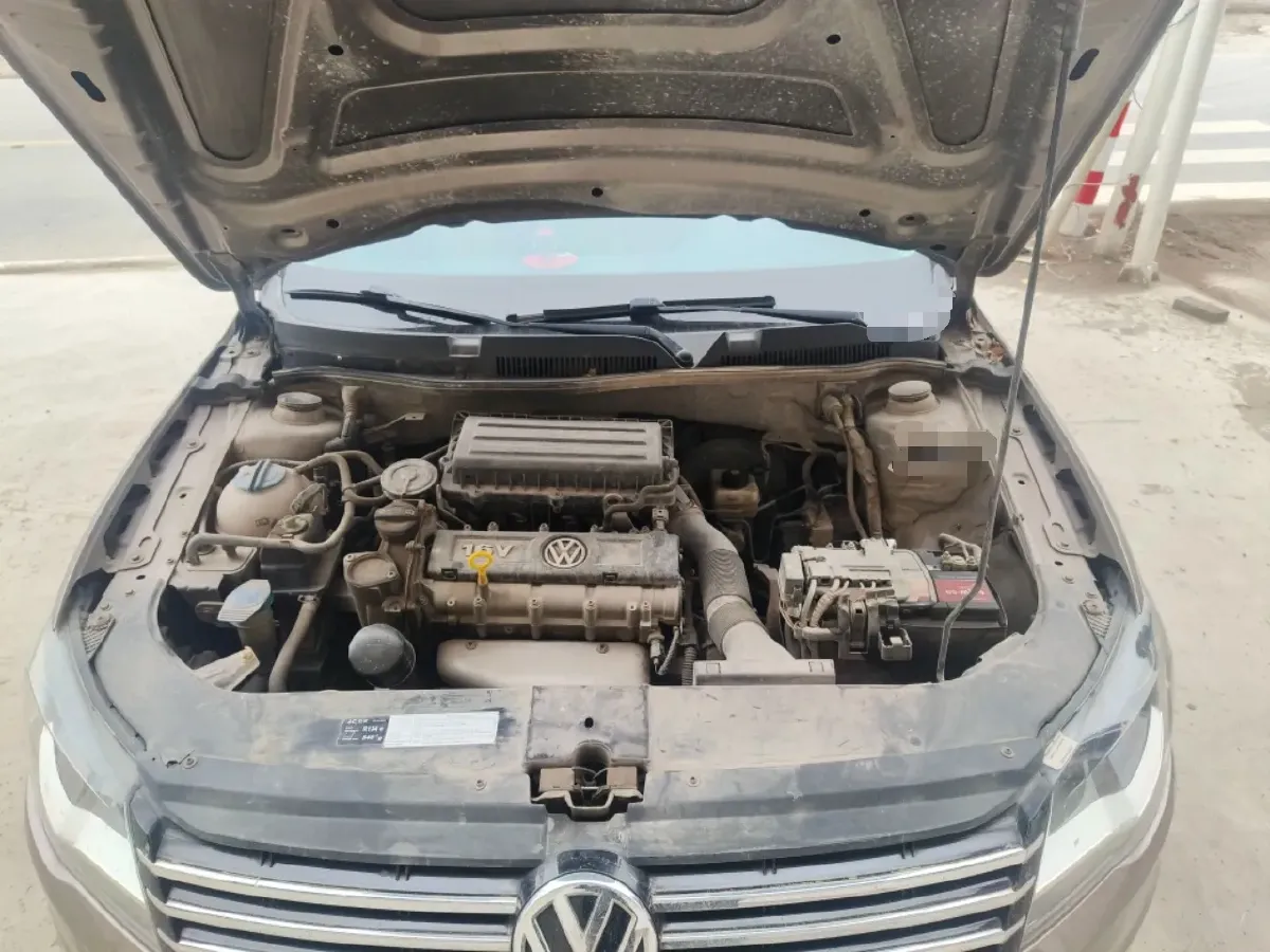 2014 Skoda Octavia 1.6L 105HP L4 5MT,autocango,china used car exporter,china ev exporter,chinese used car exporter,chinese used ev exporter