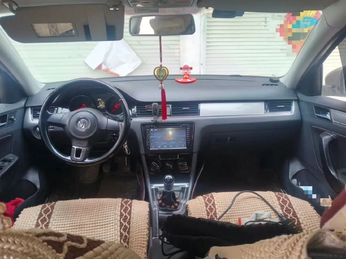 2014 Skoda Octavia 1.6L 105HP L4 5MT,autocango,china used car exporter,china ev exporter,chinese used car exporter,chinese used ev exporter