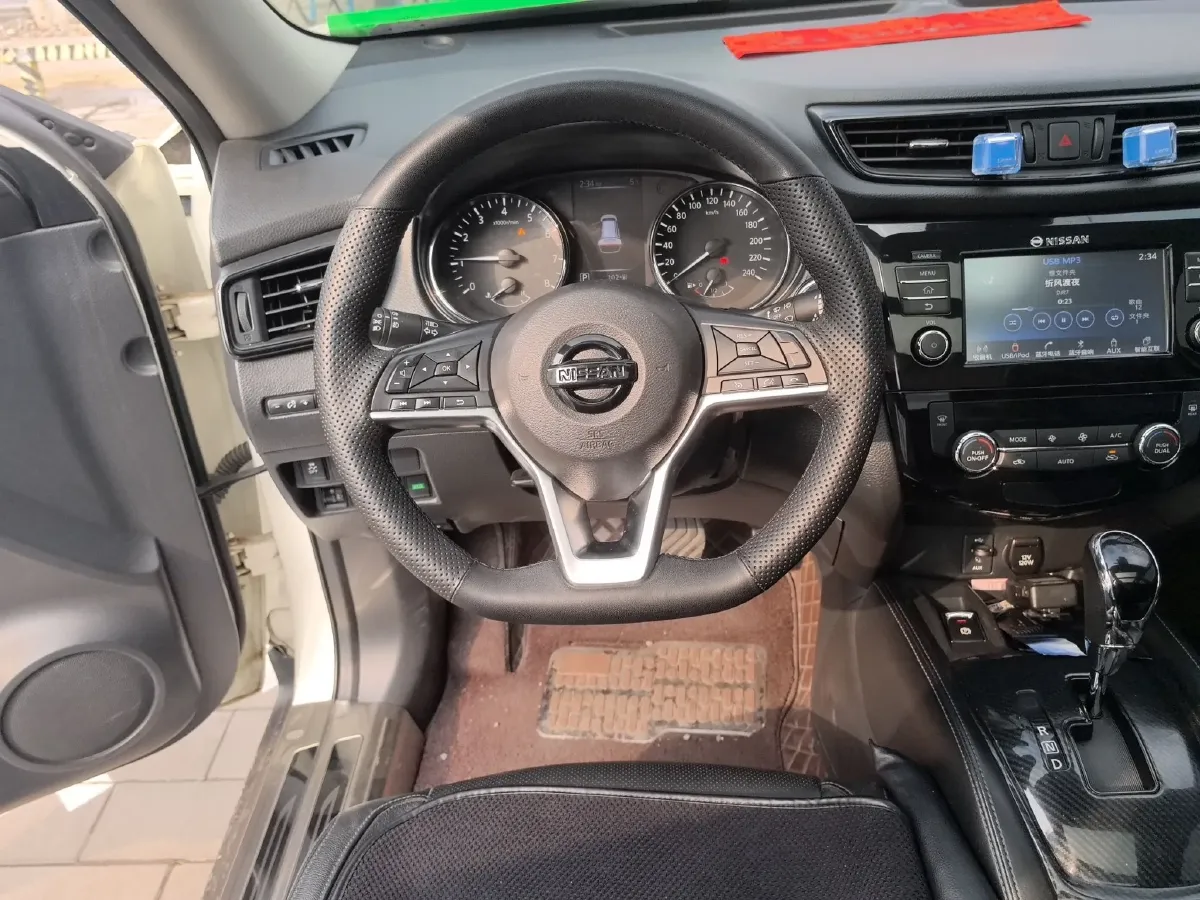 2019 Nissan X-Trail 2.0L 154HP L4 CVT,autocango,china used car exporter,china ev exporter,chinese used car exporter,chinese used ev exporter