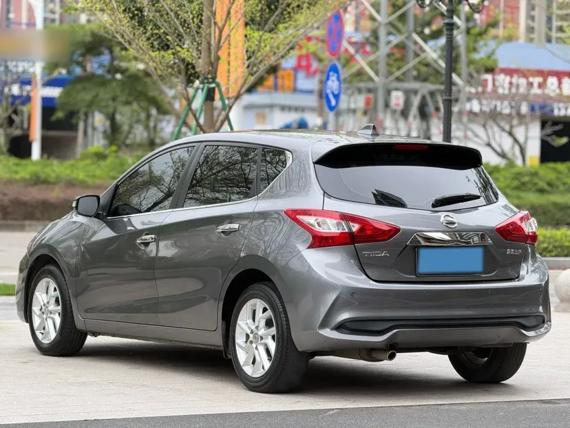 2021 Haval F7x 2.0T 224HP L4 7DCT,autocango,china used car exporter,china ev exporter,chinese used car exporter,chinese used ev exporter