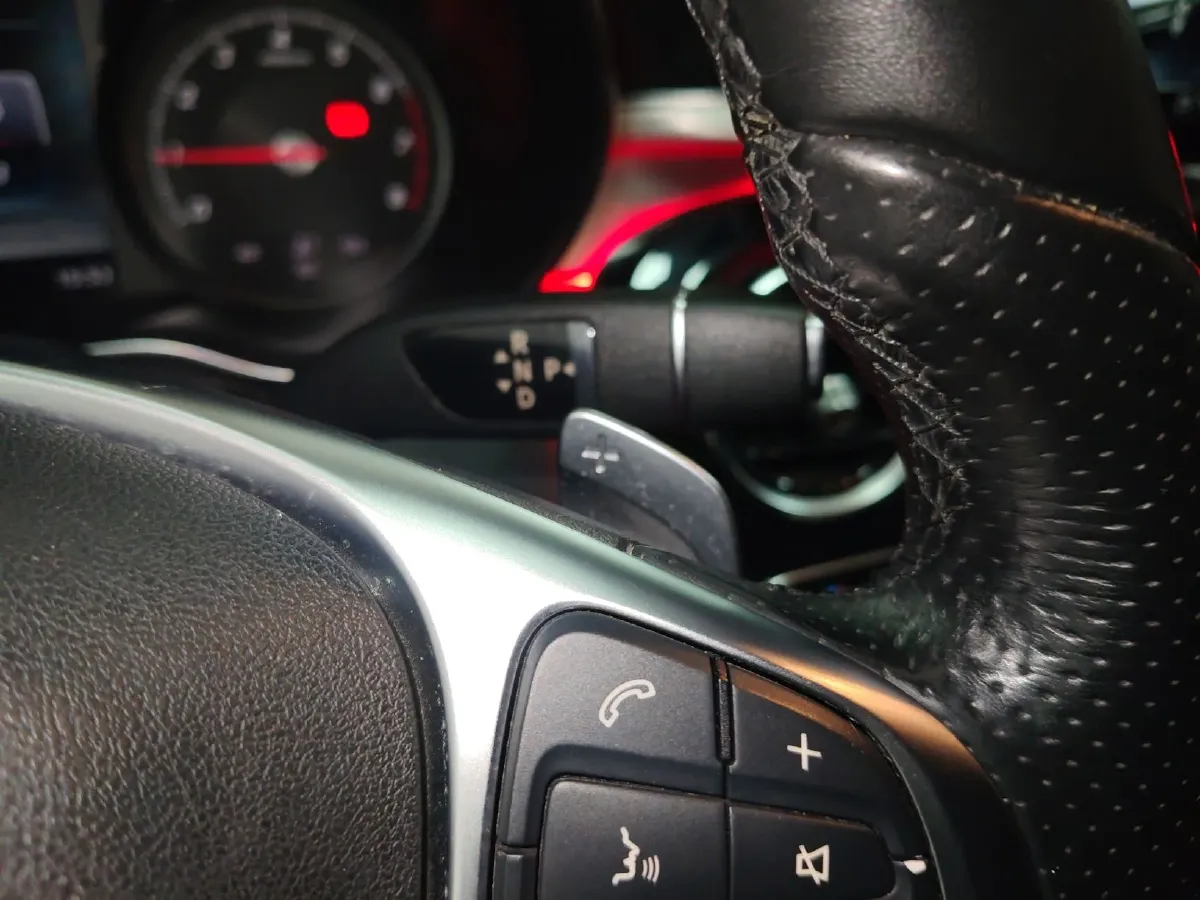 2016 Mercedes-Benz C Class 2.0T 184HP L4 7AT,autocango,china used car exporter,china ev exporter,chinese used car exporter,chinese used ev exporter