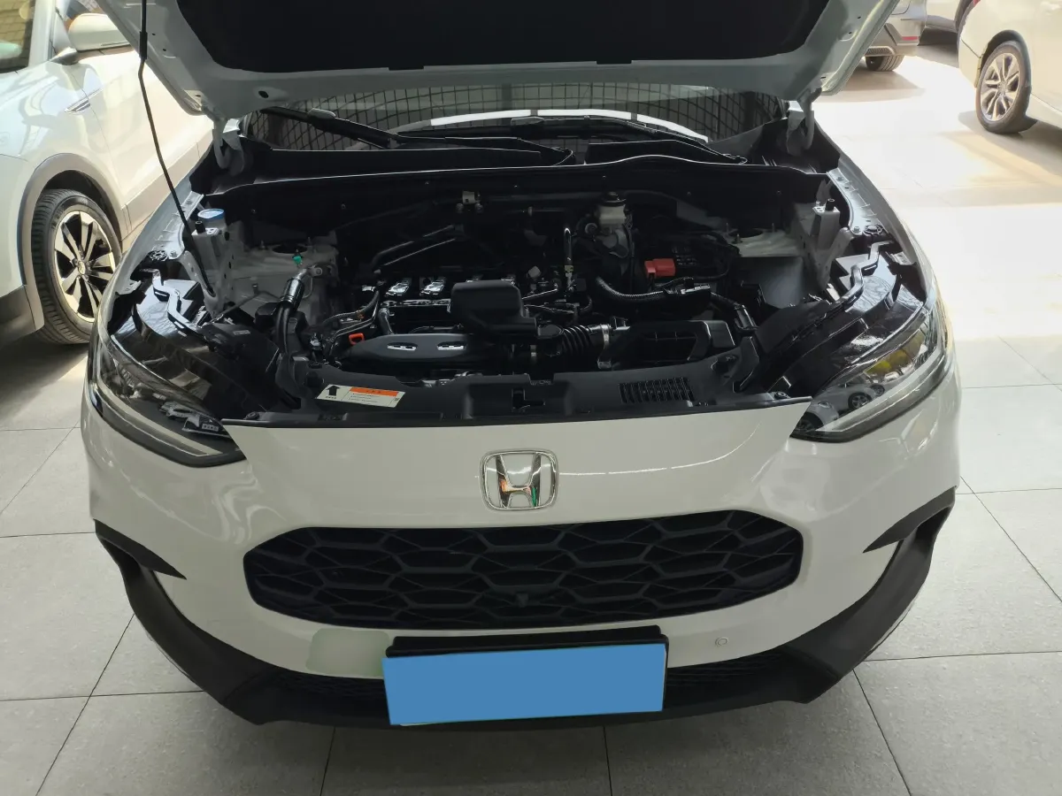 2022 Honda ZR-V 1.5T 182HP L4 CVT,autocango,china used car exporter,china ev exporter,chinese used car exporter,chinese used ev exporter