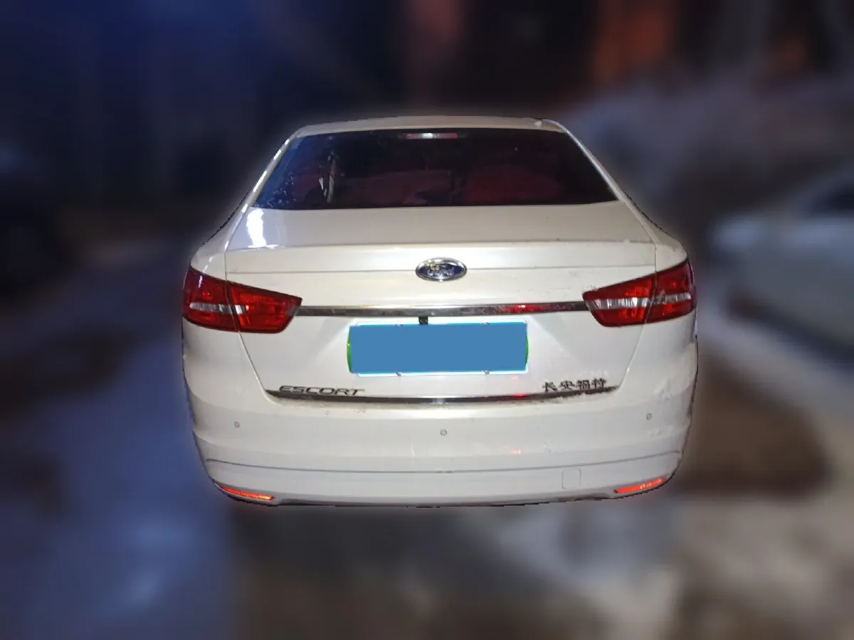 2015 Ford Escort 1.5L 113HP L4 6AT,autocango,china used car exporter,china ev exporter,chinese used car exporter,chinese used ev exporter