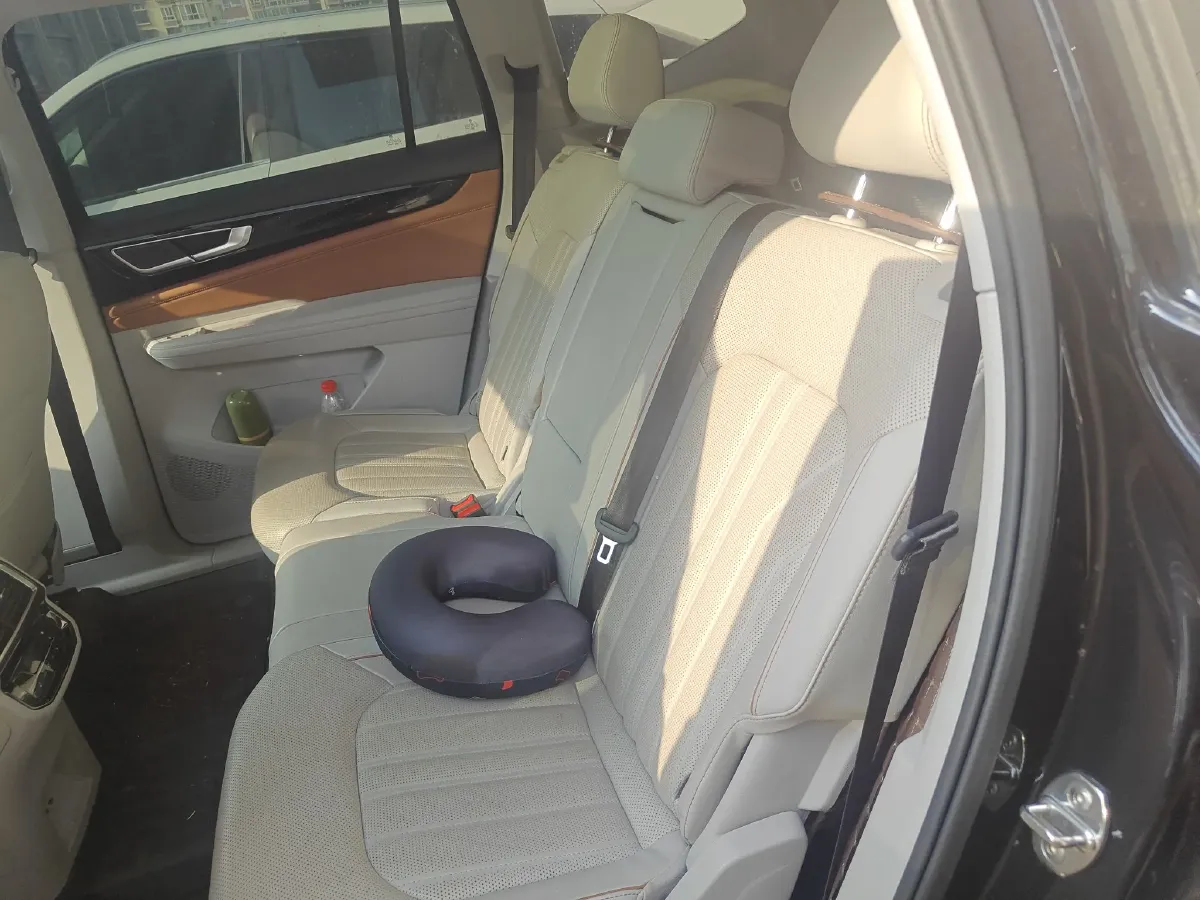 2021 Volkswagen Teramont 2.0T 220HP L4 7DCT,autocango,china used car exporter,china ev exporter,chinese used car exporter,chinese used ev exporter