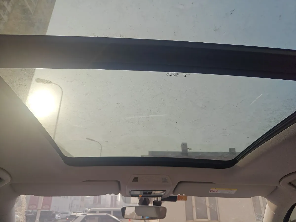 2021 Volkswagen Teramont 2.0T 220HP L4 7DCT,autocango,china used car exporter,china ev exporter,chinese used car exporter,chinese used ev exporter