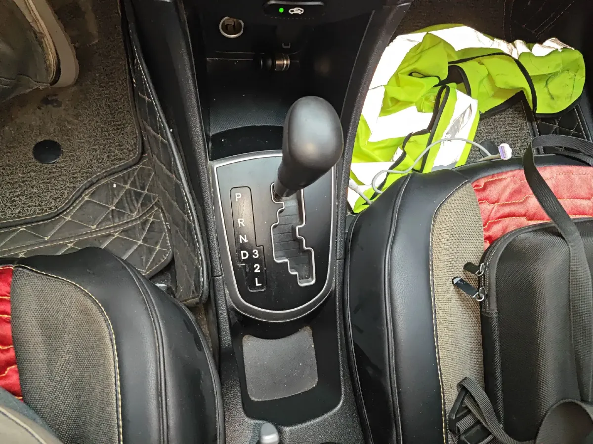 2014 Hyundai RuiYi 1.4L 107HP L4 4AT,autocango,china used car exporter,china ev exporter,chinese used car exporter,chinese used ev exporter