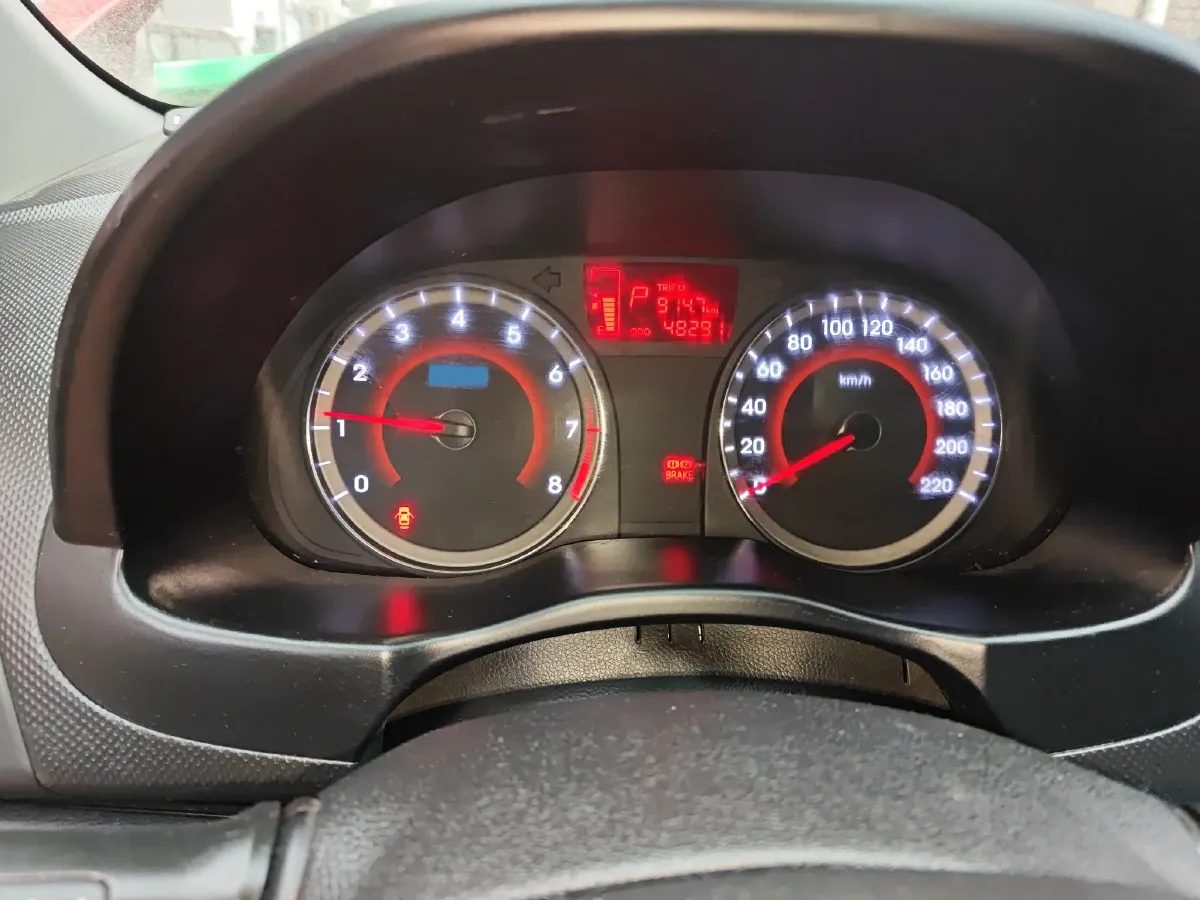 2014 Hyundai RuiYi 1.4L 107HP L4 4AT,autocango,china used car exporter,china ev exporter,chinese used car exporter,chinese used ev exporter