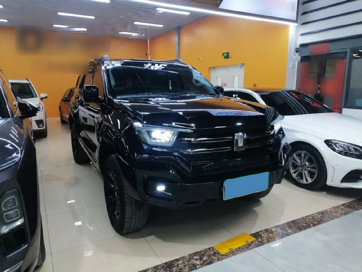 2024 Tank 400 2.0T 252HP L4 9AT PHEV 36.7/37.1KWH,autocango,china used car exporter,china ev exporter,chinese used car exporter,chinese used ev exporter